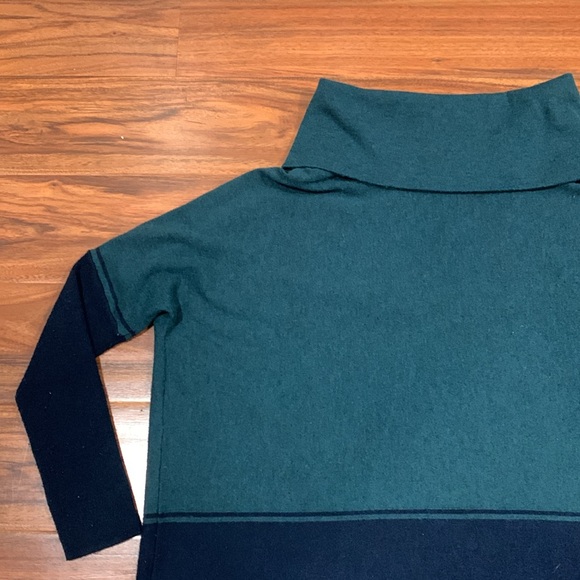 Smartwool Edgewood Poncho Sweater - WOMENS SIZE SMALL - Picture 3 of 11